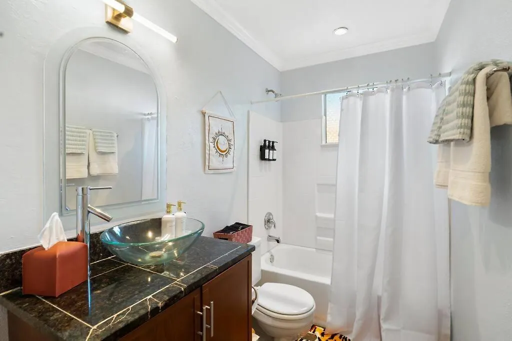 Pool -Hot Tub - Game Room - Bbq Tempe Holiday home
